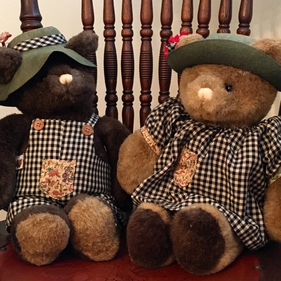 2 vintage Gund bears, Mr & Ms - Picture 2 of 6